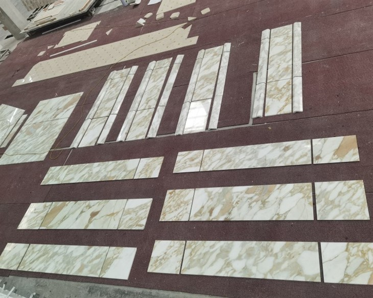 Calacatta Gold Marble Flooring Tiles